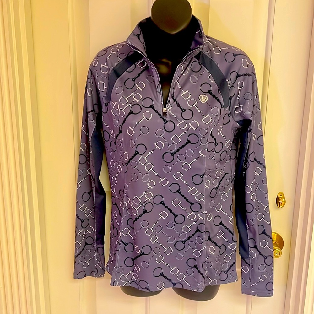 Ariat sun stopper 1/4 zip base layer with horse bits.